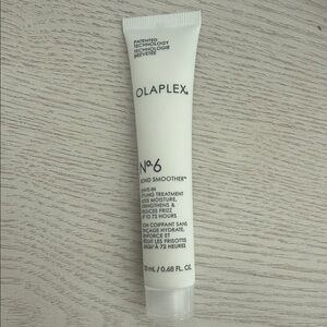 $5/$25 Beauty Blender
OLAPLEX No. 6 Bond Smoother